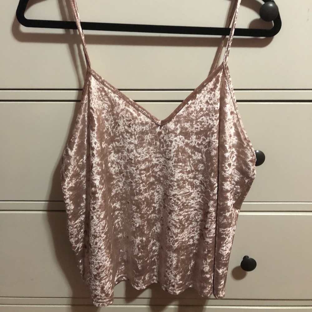 SALE❗️Pink velvety tank top